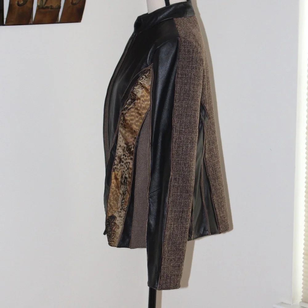Koos Of Course, Vintage fitted brown leather and Tweed jacket - Picture 5 of 11